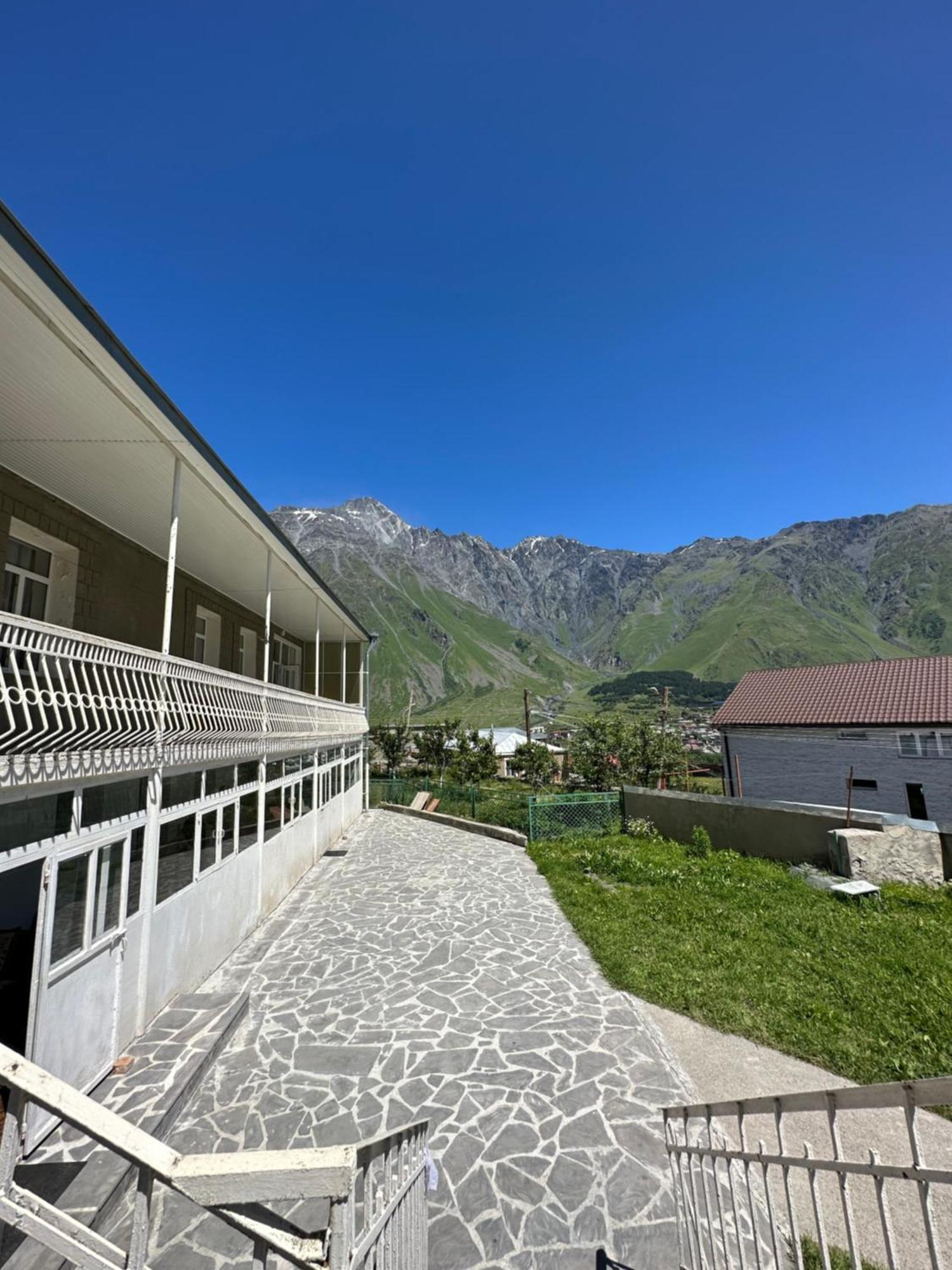 Polaris Kazbegi Hotel Kültér fotó